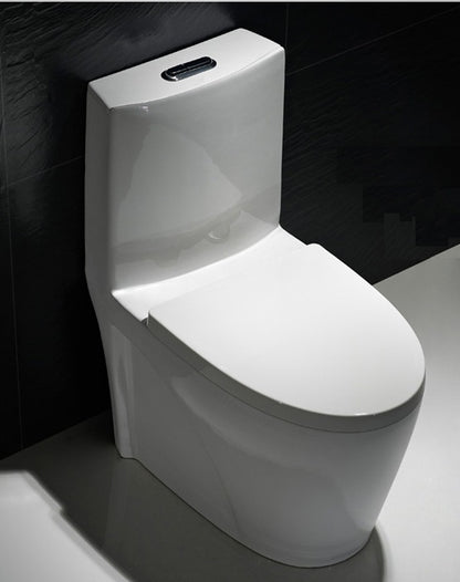 Elton One-Piece toilette Evos, Angled view