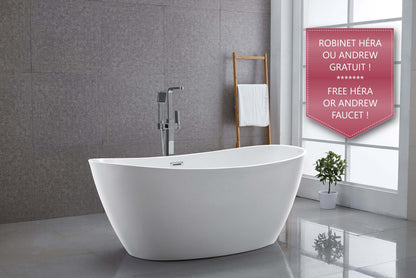 Evos Boutiques 63 in sleek freestanding tub side view